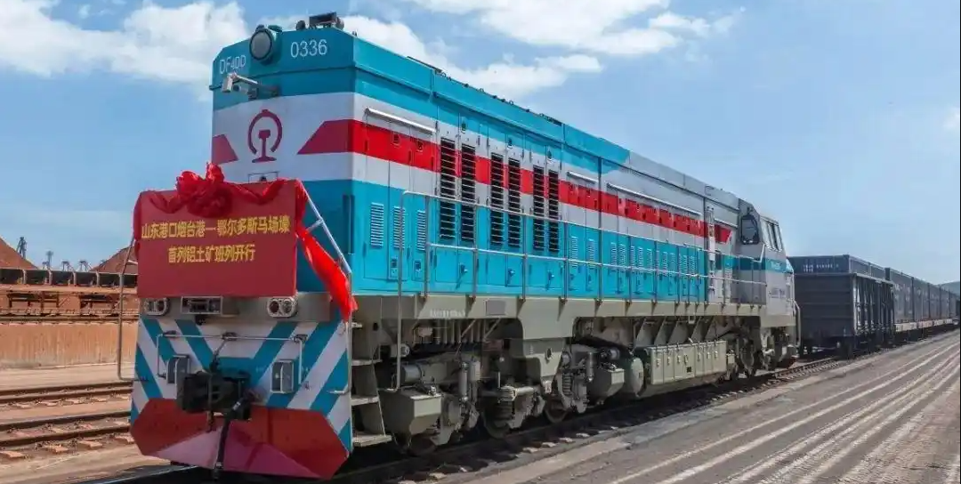 煙臺(tái)港開通跨省海鐵聯(lián)運(yùn)新通道，助力黃河流域物流升級(jí)